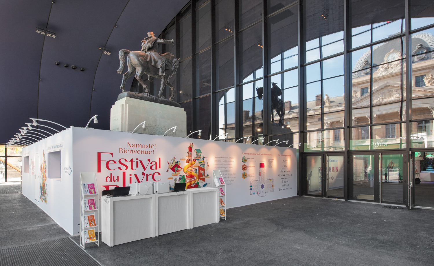 Pourquoi utiliser des cloisons sur un stand d'exposition ?