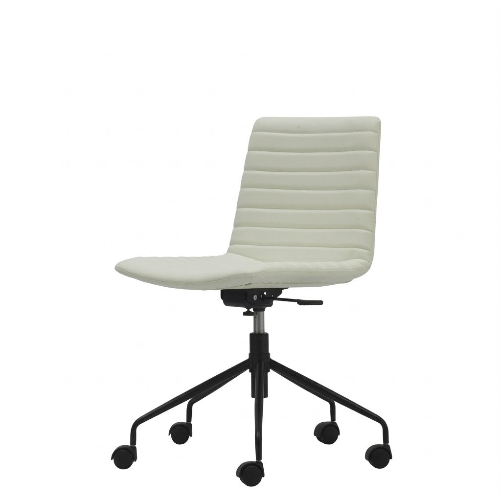 Chaise Clara