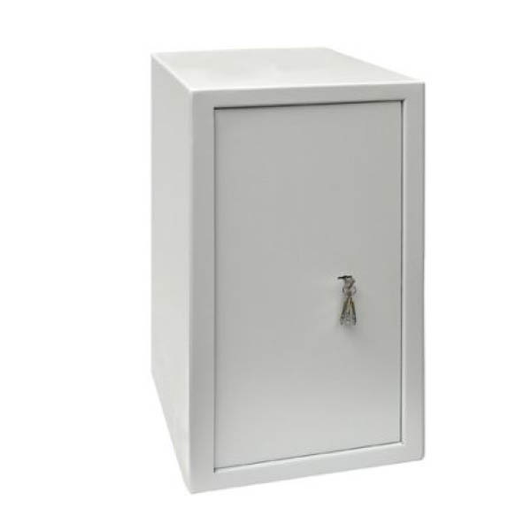 Key-operated treasure safe